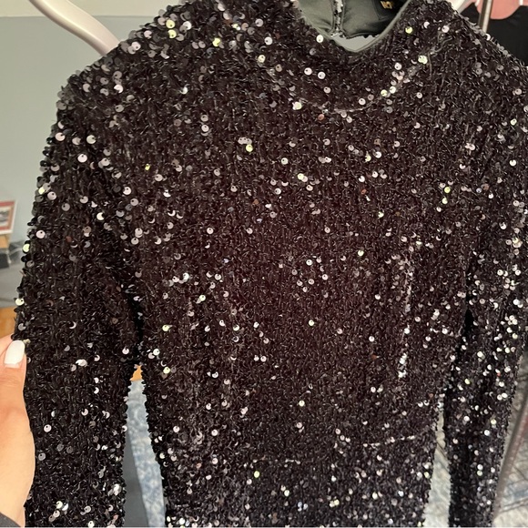 Fashion Nova Black Long Sleeve Sequin Jumpsuit with Open Back - Picture 5 of 10